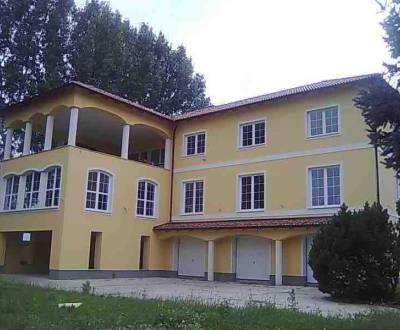 Sale Special estates, Special estates, Veľkodunajské nábrežie, Komárno