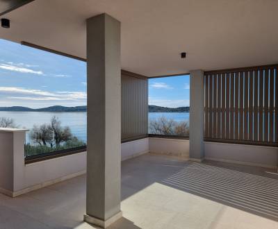 CROATIA - Luxury penthouse, first row to the sea - SRIMA