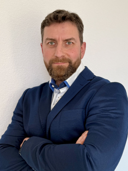  Tomáš  Helbich