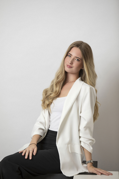  Viktória  Jelínková