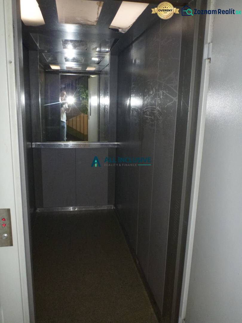 Sure, please provide the text you want translated into English.