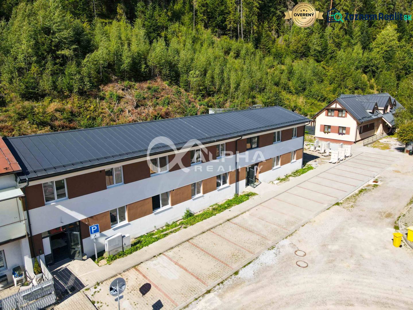 Buildings near the forest in Spišská Nová Ves, also suitable for a 3-room apartment.