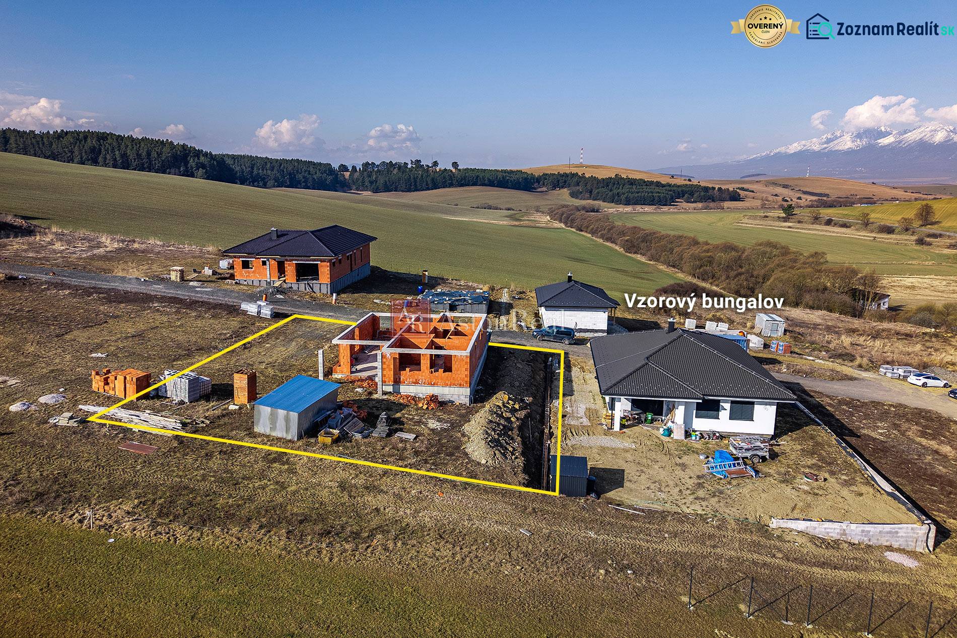 An unfinished family house in Tvarožná with a beautiful view of the surrounding countryside.
