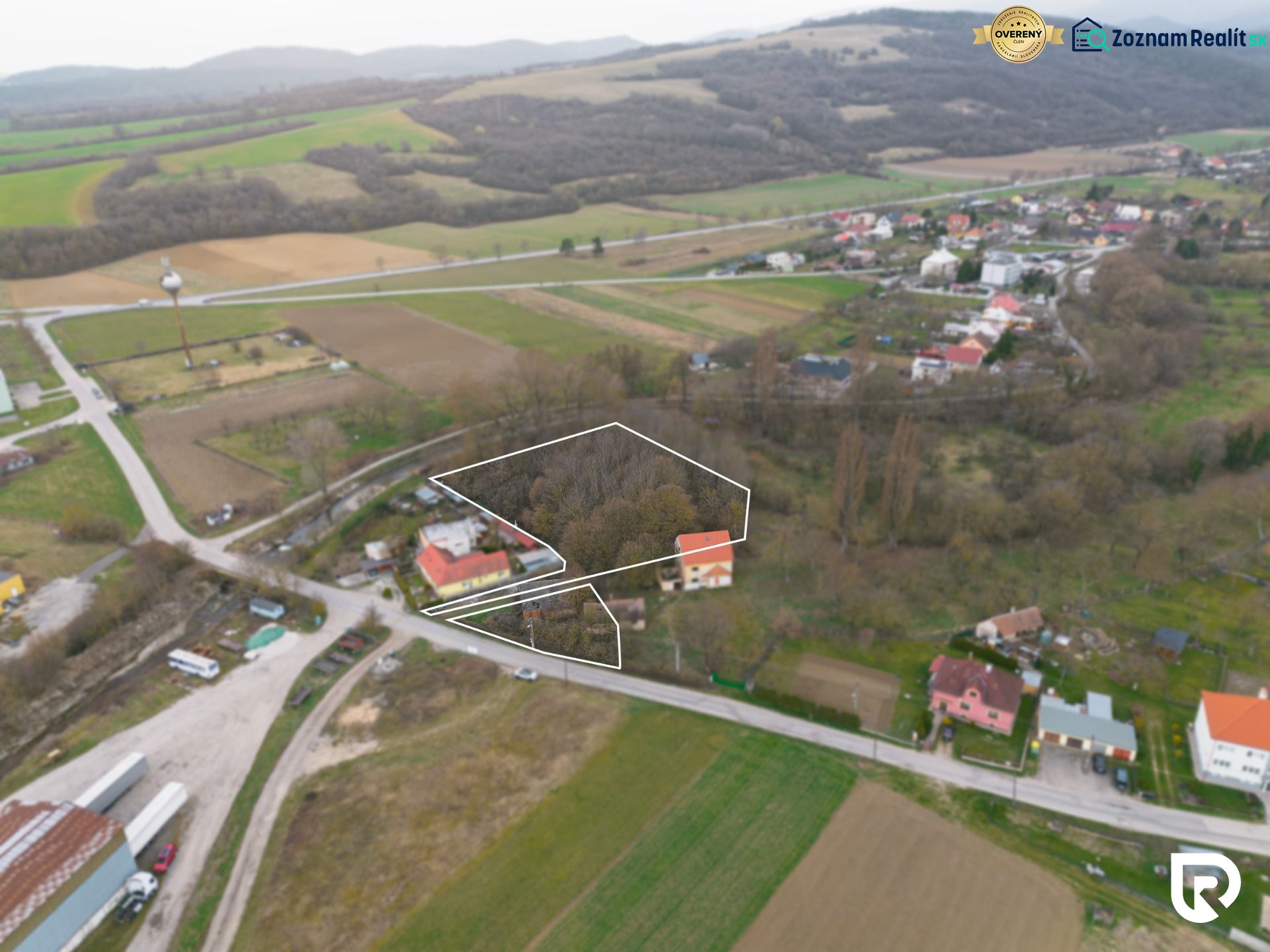Residential plots in Moravské Lieskové surrounded by nature and development, ideal for construction.
