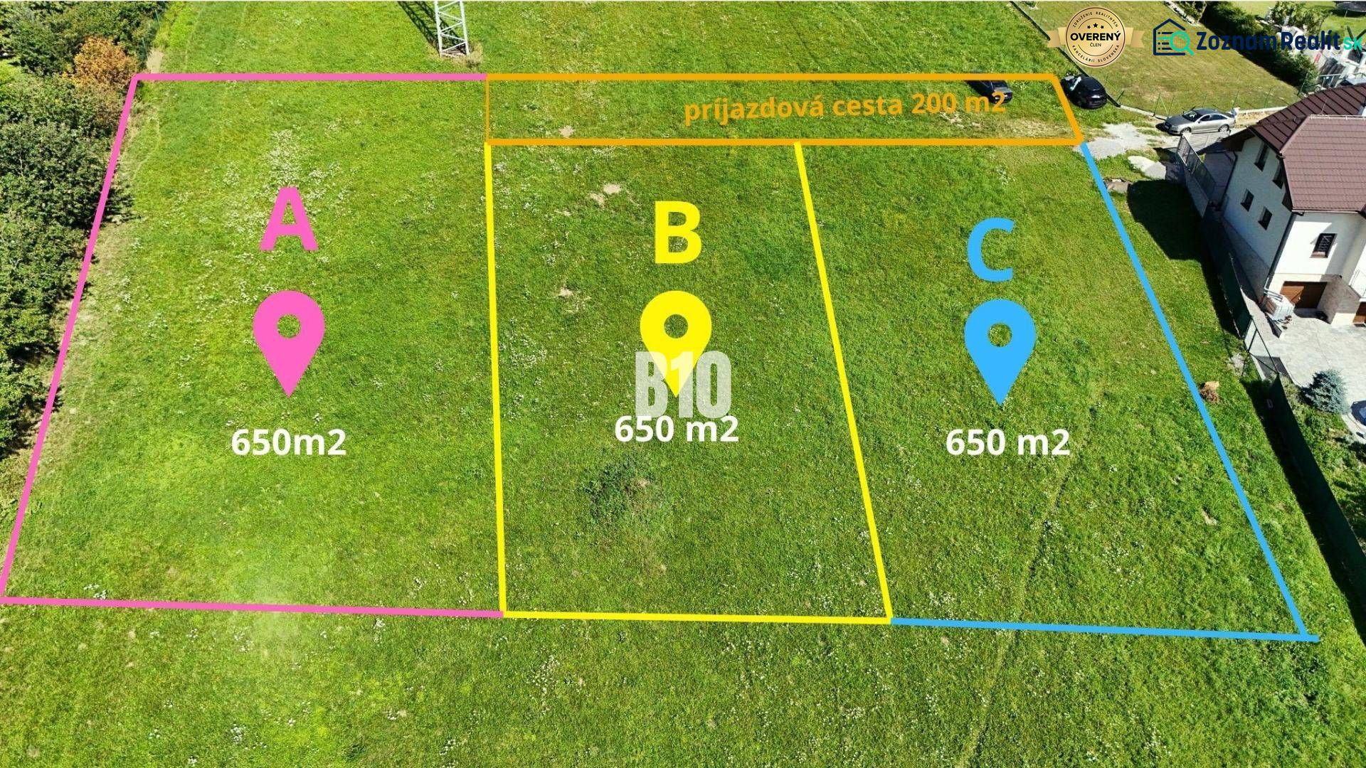 Plots in Nesluša for residential purposes, divided into three parcels of 650 m² each.