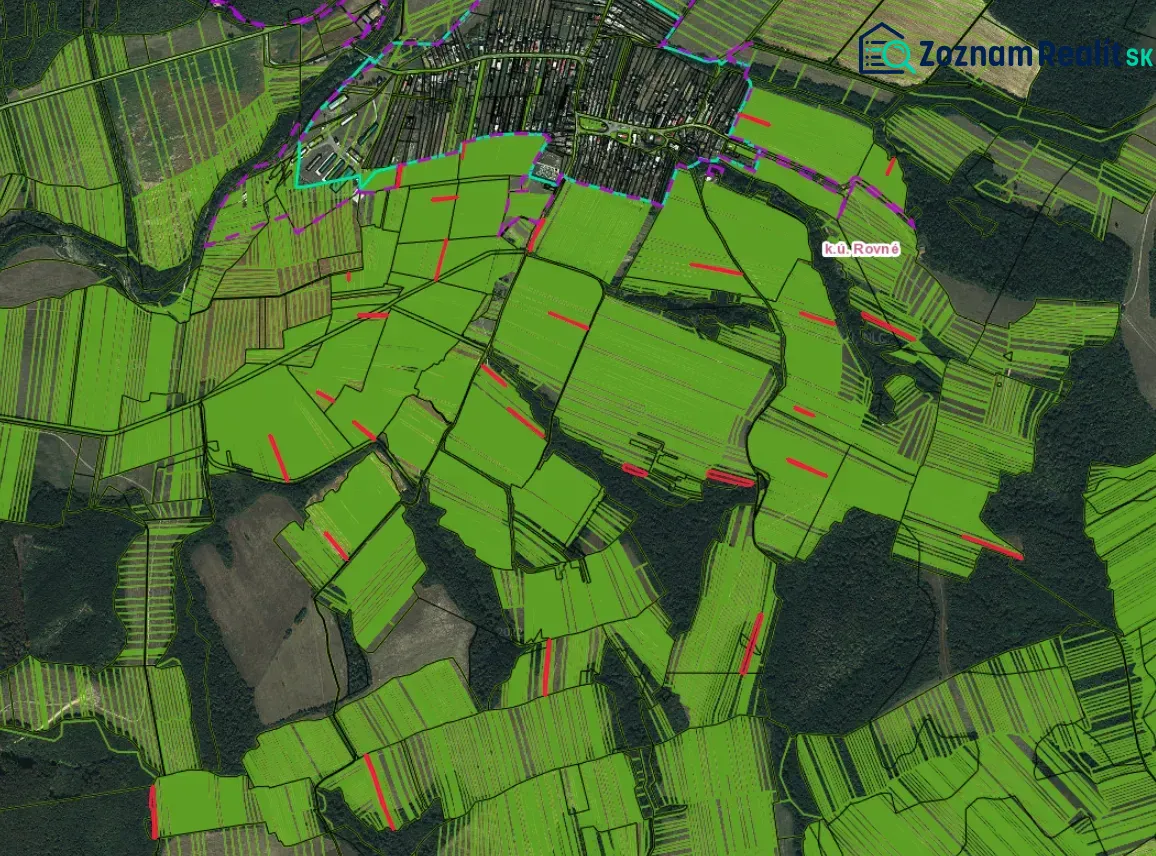 Agricultural and forest lands around Rovné with prominent green plots and forest areas.