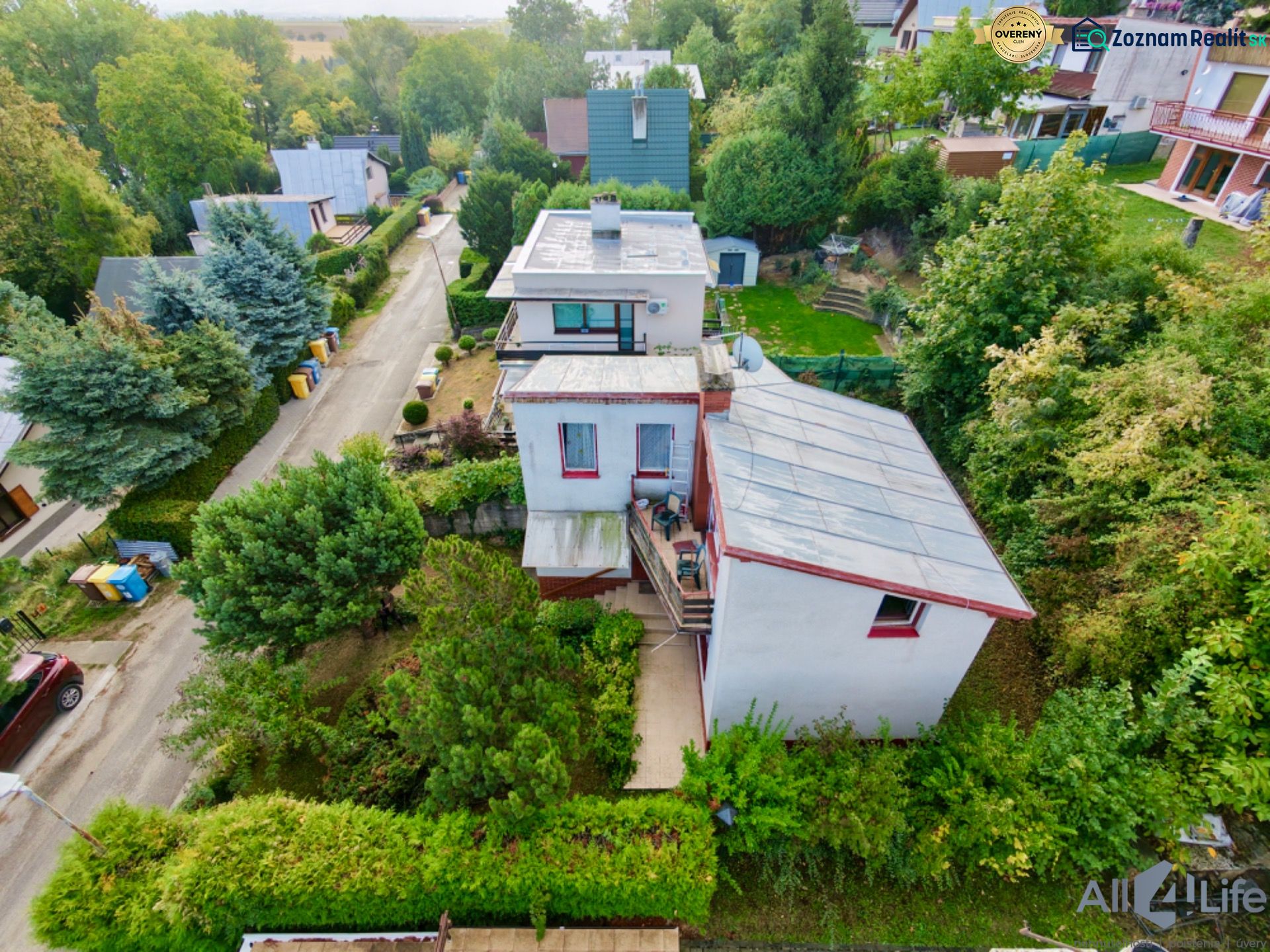 Aerial view of the cottage on Rekreačná Street in Vrbové surrounded by greenery.