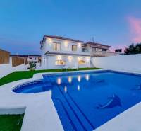 Sale Villa, Villa, Alicante / Alacant, Spain
