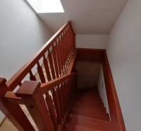 schody novostavba na poschodie
