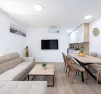 CROATIA- Furnished apartments 10 m from the sea - PAG, POVLJANA