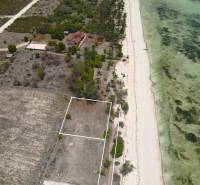MAKUNDUCHI - BEACH FRONTAGE LAND