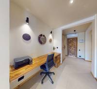 Luxury-2-rooms-apartment-in-Zanzibar-home-office.jpg