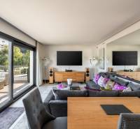 Nueva Andalucía , Aloha Lake Penthouse – 3-Bedroom with Views