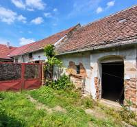 The yard of an older family house on Hlavná Street in Borský Svätý Jur.