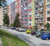 Apartment buildings with parking in Košice on Povstania čes. ľudu Street, Dargovských hrdinov.