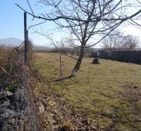 Spacious plot with fencing and trees, suitable for a family house in Vilmany.