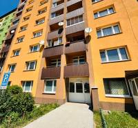 A view of the apartment building on Hutnícka Street in Spišská Nová Ves.