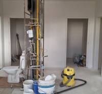 Interior renovation in a 3-room apartment, includes free-standing sanitary equipment.