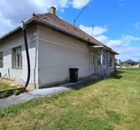 Family house with land for sale in Tomášov, Malý Madaras - Residential plots.