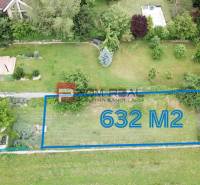 Plots - residential on Na Tálkoch Street in Marianka with an area of 632 m², greenery.
