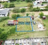 Plots - residential on Na Tálkoch Street in Marianka, area 355 m², view of houses.