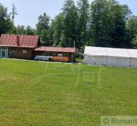 Commercial premises in Stara Myjava with a stall and a large tent on a green meadow.