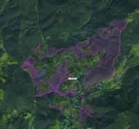 Satellite map of agricultural and forest lands around Čavoj with color coding.