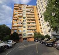 Apartment building with parking on Sitnianska Street in Nitra-Chrenová.