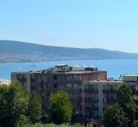 A view of a holiday apartment in Sunny Beach with a panorama of the sea and mountains.