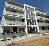 Apartment building on Hurbanova Street in Poprad, suitable for a 3-room apartment.