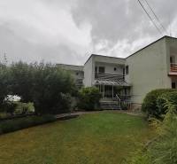 Family house on J.Š.Šikuru Street in Martin with a well-maintained garden and terrace.