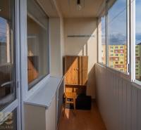 Glazed loggia in a 3-room apartment with a view of the panel buildings in Poprad on Záborského.