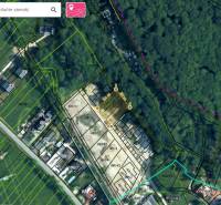 Map of residential plots in Borinka, including dimensions and plot description.