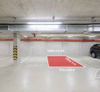 Parking space in a garage with dimensions of 5x2.45 meters, ideal for a vehicle.