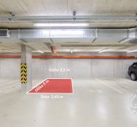 Garages with a parking space inside. Width 2.45 m, length 5 m.