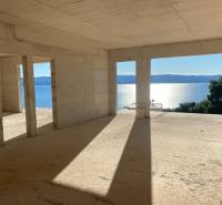 A villa with a sea view and unfinished architecture in Duće.
