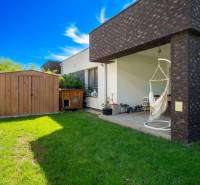 A garden at a family house in Galanta on Richtarske Pole with a garden house and a terrace.
