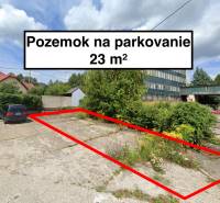 Parking lot in Handlová on Štrajková Street, commercial area 23 m².