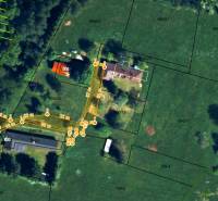 Satellite map of recreational plots in Veľká Lehota with marked parcels and buildings.