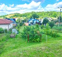 Plots - housing in Bodovce offer gardens and houses on Bodovce Street.