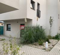Exterior of a 3-room apartment on Pekná Street in Ivanka pri Dunaji with a landscaped garden.