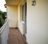 Balcony of a 3-room apartment on Centrum II street in Dubnica nad Váhom with a view of greenery.