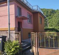 Family house on Lalinok Street in Divinka, with a garden and terrace.