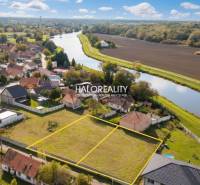 Footage from Brodské, where you can find plots of land for living by the river with a beautiful view.