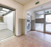 dubravka-1izbovy-byt-na-predaj-chodba