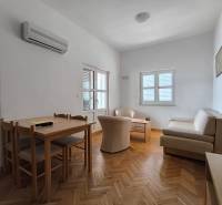 980b929c-b3ba-463b-9597-6805e8d5239d.jfif