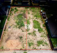 Residential plots in Štitáre, divided into 805 m² and 802 m².