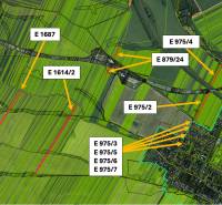Aerial view of agricultural and forest lands around Štrba with highlighted parcels.