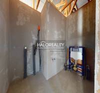 I'm sorry, I need the text you want me to translate into English.