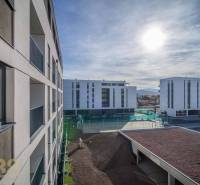 A complex of residential buildings under construction in Poprad, suitable for a 3-room apartment.